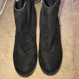 Never been Worn Primark Boots Women’s Size 7